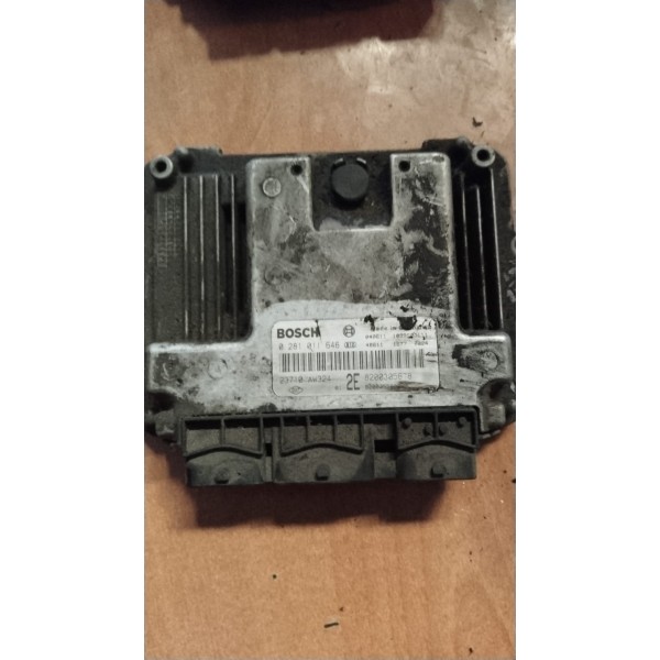 centralita motor nissan primera p12-0281011646